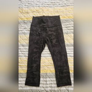 Lululemon Camo Crop Leggings